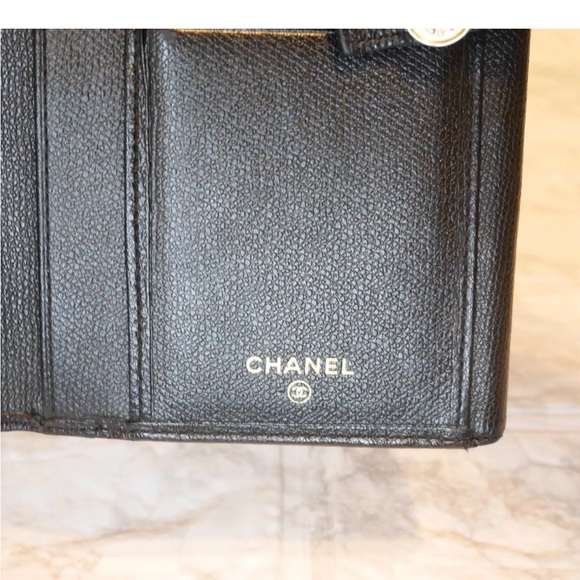 EUC CHANEL long wallet coco black/ gold full inclusion - Picture 11 of 15